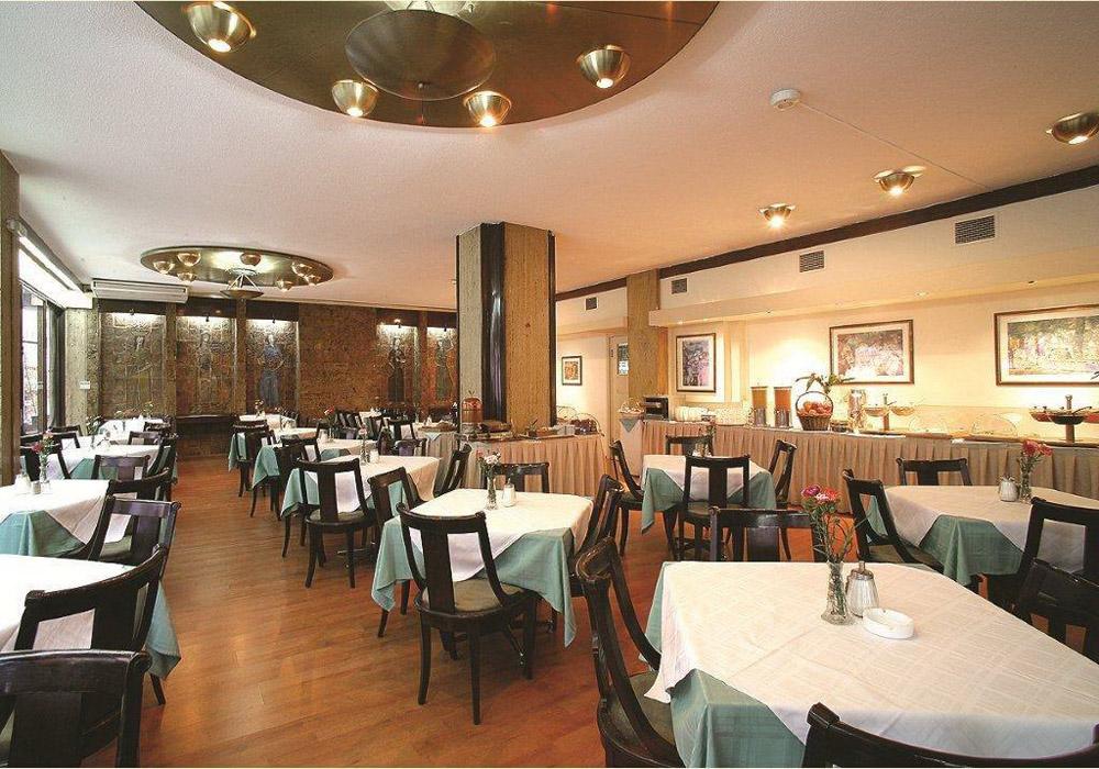 Ionis Hotel Atene Esterno foto
